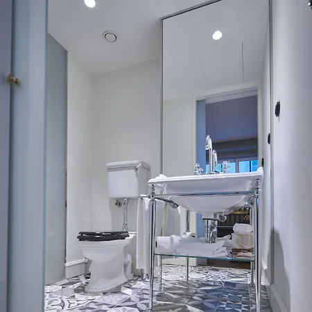 Europe Boutique 5* Lisbon