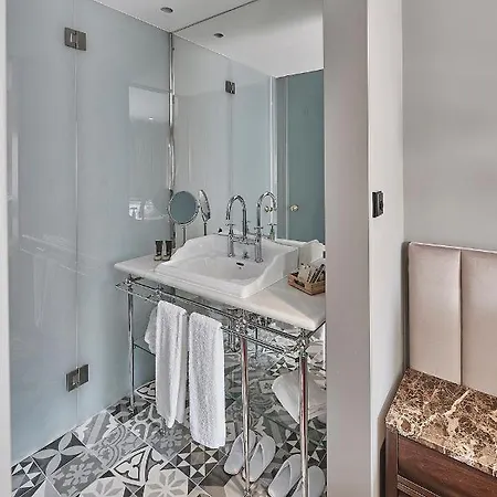Europe Boutique Hotel
